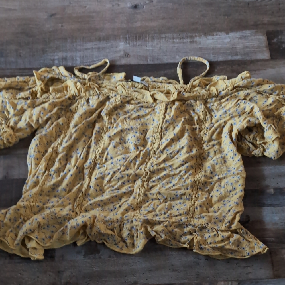 American Eagle Outfitters Yellow Floral Ruffle Blouse